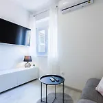 Appartement 2sis 2 *