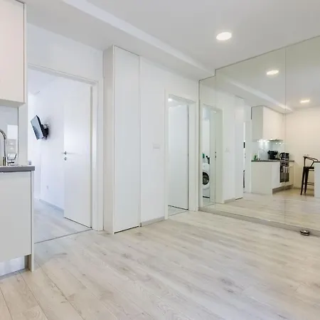 아파트 2sis 2 자다르