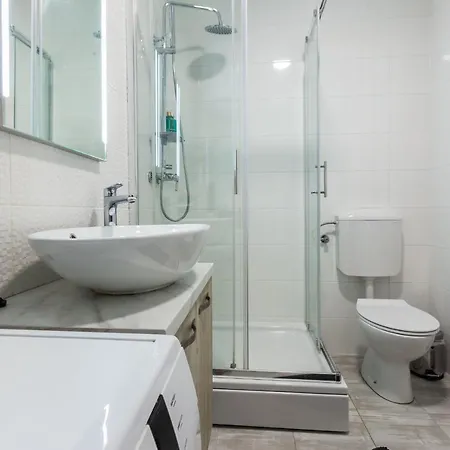 2sis 2 아파트 자다르